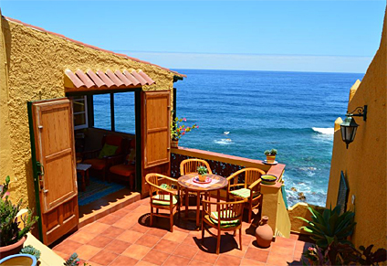 Holiday house by the sea on the north coast Tenerife.... Ocean noise and fantastically quiet location