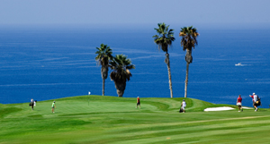 Schöner Golfplatz mit Meerblick an der Costa Adeje