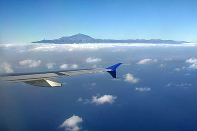 Landeanflug auf Teneriffa... über Pico del Teide