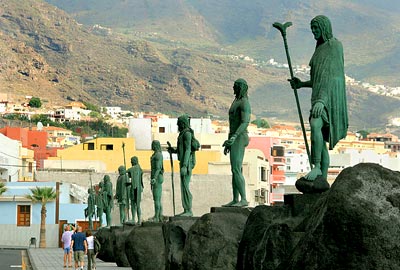 Guanchenkönige auf der Plaza in Candelaria