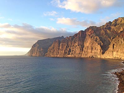 Ein Blick auf die Klippen von Los Gigantes