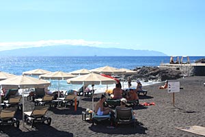 Blick auf den schönen Strand 