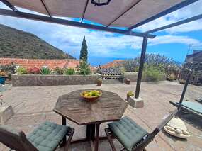 Tenerife cottage with private pool, WiFi, garden & sea view -> hiking location