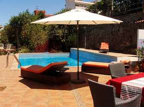 Fincahaus - ein Juwel - mit tollem Meerblick & großem Pool in La Victoria