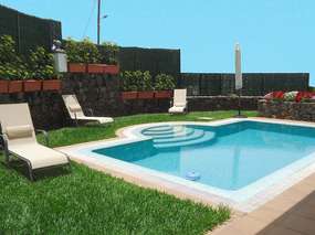 Stilvolle 5 Pers. Villa mit Meer+Küstenblick, Privatpool, Grill & Internet im Norden