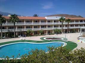 Southcoast: Studio by the sea+pool