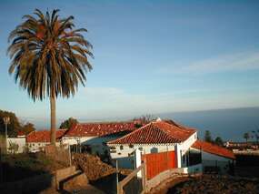 Häuschen: Finca mit Garten und Pool