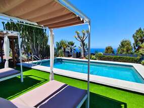 Wohnen im Turmhaus mit Meerblick • Finca mit solarbehe. Pool