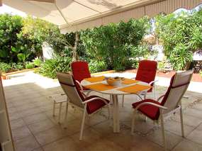 Meerblick-Gartenwohnung | Wlan, Heizung, beheizter Pool u.v.m. in Santa Ursula