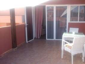 Meernahes Studio mit großer Dachterrasse & Wifi in Playa San Juan