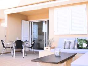 El Poris: Modern Apt. 2 + big Pool