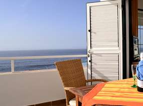 Holiday Apartment with amazing sea view & spectacular sunsets