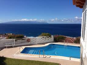 Los Gigantes | Apt. + Pool