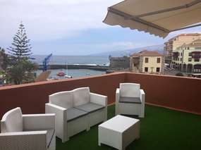 Appartment mit WLAN & Meerblickterrasse in zentraler Lage von Puerto