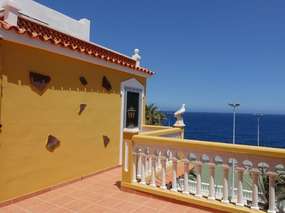 Schöne Penthouse Wohnung mit freien Meerblick - am Strand in La Listada