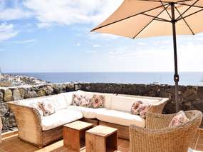 Duplex-Ferienwohnung mit toller Meerblickterrasse, Meernahe & Poolanlage