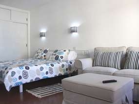 Modernes Studio 2 mit Balkon + Wlan in Puerto -> 100m zum Strand