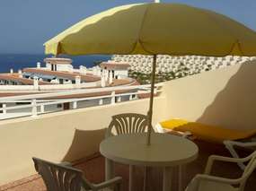 Meernahe FeWo (3 SZ) mit Terrasse, WLAN & Gem. Pool / Playa La Arena