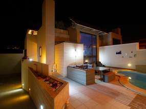 Luxury holiday home in El Medano | pvt. pool, jacuzzi, high-speed wifi, privacy