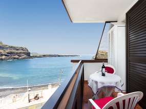Schönes Studio mit fantastischem Meerblick, direkt am Strand San Marcos