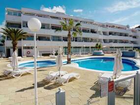 Los Cristianos strandnah: Schöne Ferienwohnung im "Azahara Playa" mit Pool