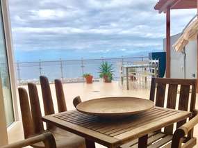 Modernes Ferienhaus mit großer Meerblick-Terrasse in Las Americas