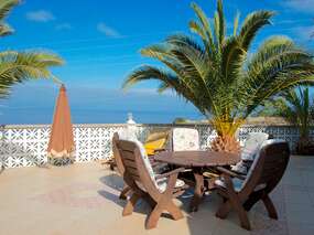 Guia: Meerblick-Haus + Pool