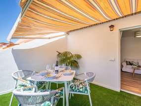 Geschmackvolle Penthouse-FeWo strandnah in El Medano