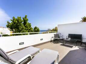 Ferienhaus modern mit allem Komfort in 1. Meeresreihe von Poris de Abona