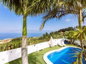 Ferienhaus mit Privatpool, Grill, tropischer Garten, Privatsphäre | ruhige Lage