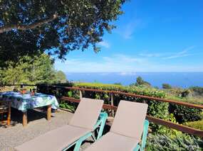 Tolle urige Finca mit Gartenoase, Grill & Meerblick - Nahe der Cueva del Viento