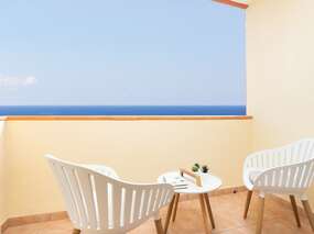 Meerblick-Haus am Meer + Pool