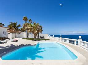Ferienhaus mit Pool - Traumhaft gelegen - direkt am Meer - Süd West Küste