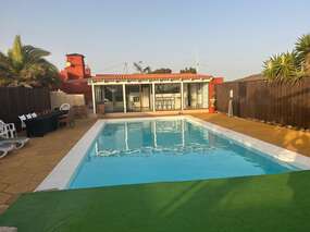 Finca mit großen Pool im Süden