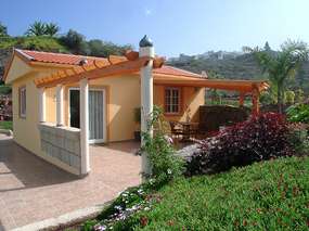 Tenerife one bedroom holiday house on a luxury finca