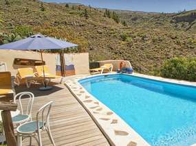 Haus 3 mit Meersicht - romantische Finca mit Pool (klimat.), Sauna + Yacuzzi