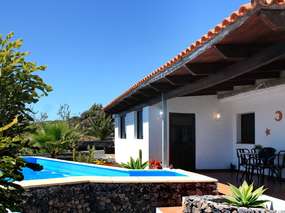 Südwesten/Freistehendes Haus1 +Pool
