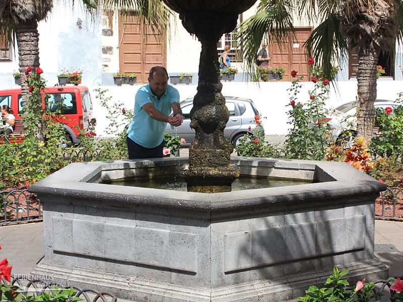 Brunnen an der Plaza von Garachico