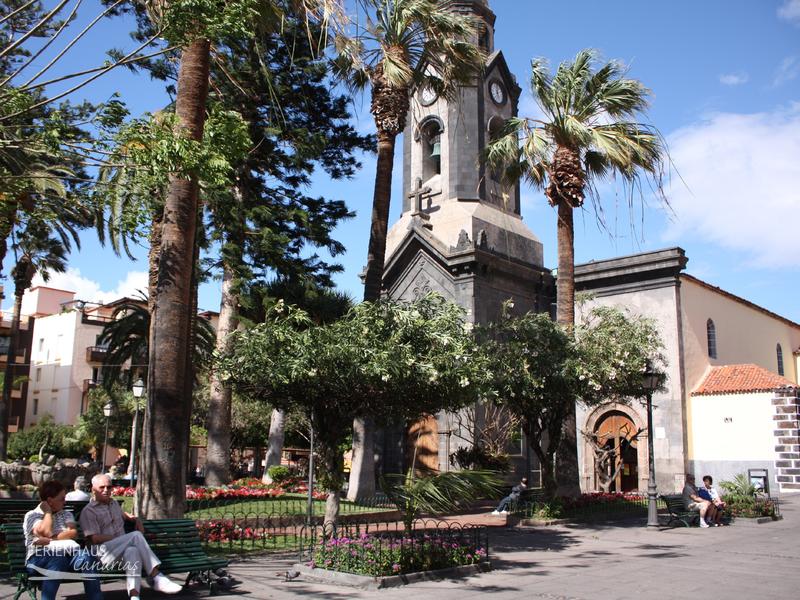 Kirche am Park in Puerto de la Cruz
