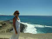 Eine Urlauberin erkundet Teneriffa Eine Urlauberin erkundet Teneriffa