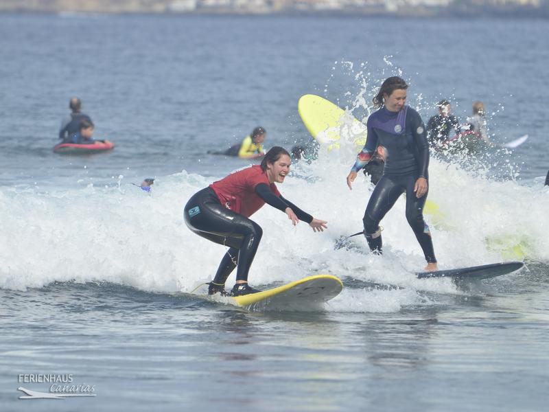 Surfen und Wellenreiten - Las Americas Surfen und Wellenreiten - Las Americas