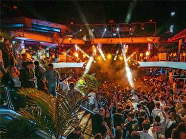 Nachtclub Papagayo in Playa de las Americas, Tenerife