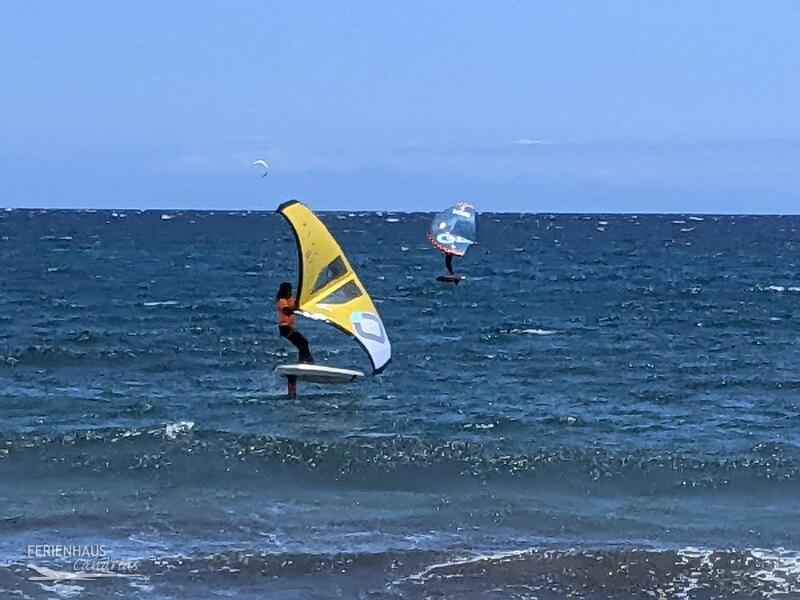 Wing Foil im Atlantik vor El Medano Wing Foil im Atlantik vor El Medano