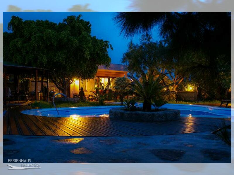 Finca La Paz - Pool bei Nacht Finca La Paz - Pool bei Nacht