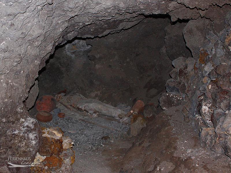 Guanchenmumie-in-Höhle Guanchenmumie-in-Höhle