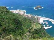 Badebucht, Strand und Meerwasserbecken von Los Silos